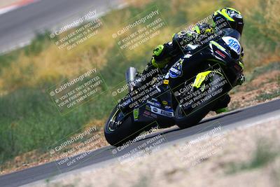 media/Apr-30-2023-CRA (Sun) [[020fcf5d43]]/Race 2-600 Expert Supersport/